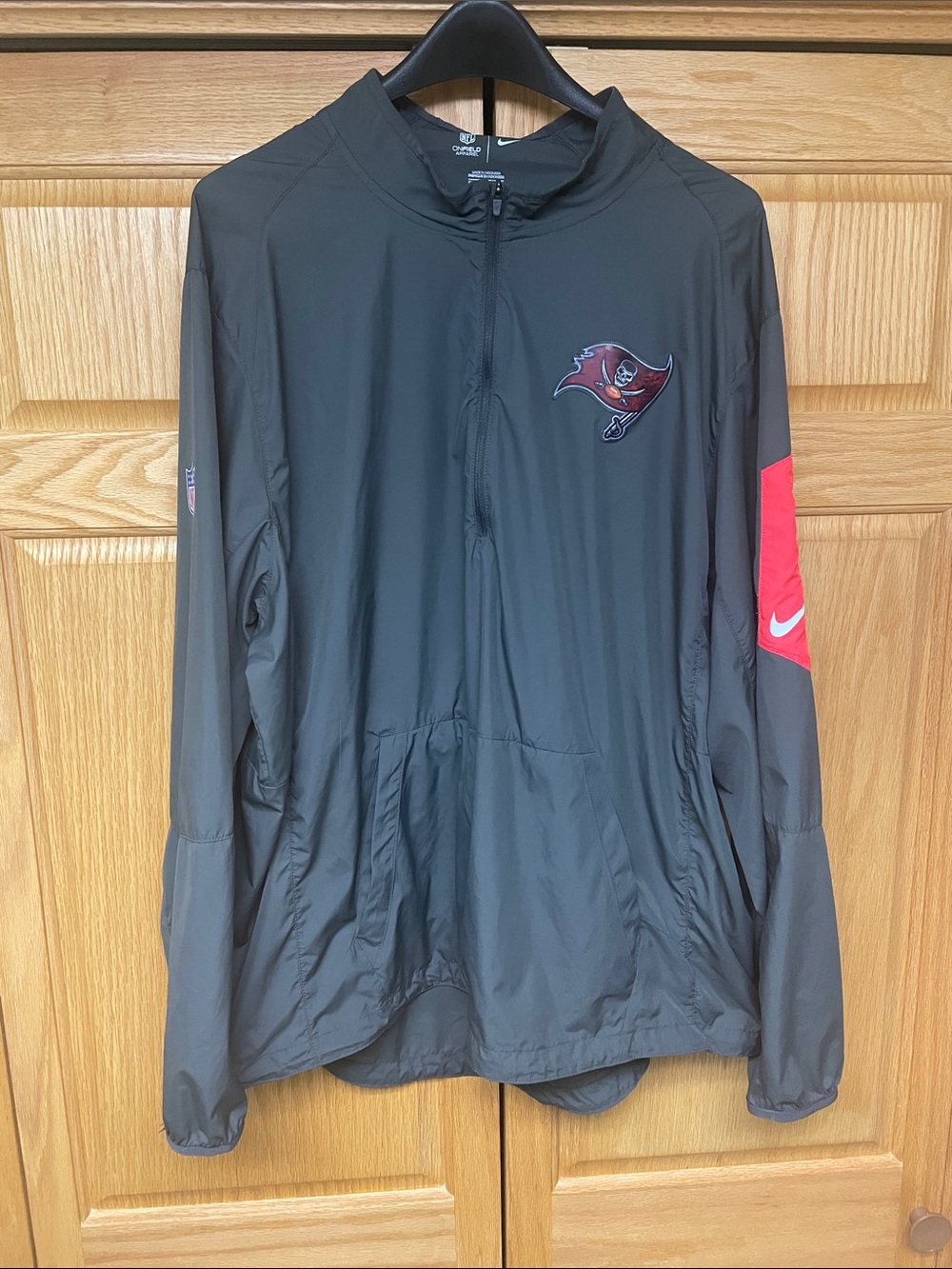 Nike Men’s Tampa Bay Buccaneers Windbreaker - Size XXL